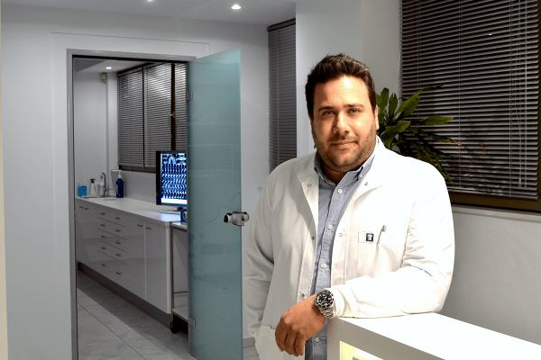modern dental iatrieio _0